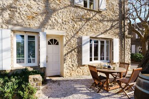 Restauration extérieure