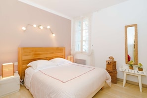 2 chambres, fer et planche à repasser, Wi-Fi gratuit