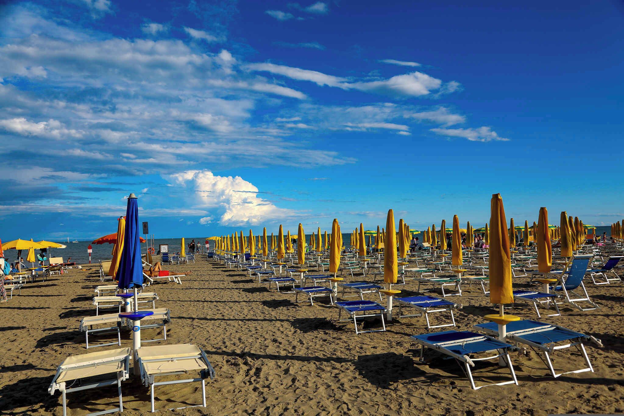 Una spiaggia nelle vicinanze