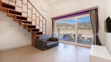 Basic Room, 1 Bedroom (A103) | 1 bedroom, free WiFi