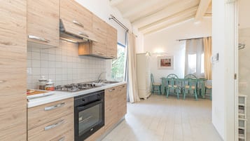 家庭單棟房屋, 多間臥室, 2 間浴室 (Domos Pintadas Villetta Bianca) | 私人廚房 | 雪櫃、焗爐、爐具、電熱水壺