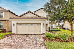 Exterior - Spectacular Champions Gate Vacation Home (Davenport)