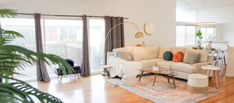 SF 🌉 SPACIOUS HOME 🏡 WITH MODERN DESIGNS