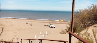 Beach cottage by the sea El Paramo ll
