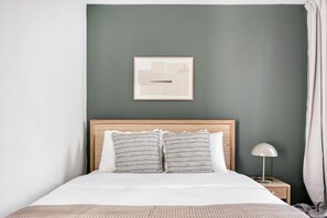 2 chambres, fer et planche à repasser, Wi-Fi, literie fournie