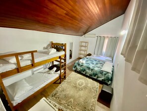 Family Room, 1 Bedroom