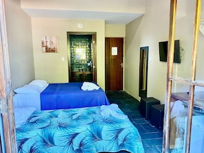 Premium Triple Room, 1 Bedroom | Bed sheets