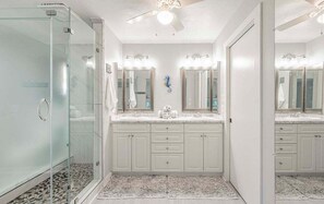 Bathtub, hair dryer, towels