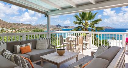Villa Luz | Ocean View - Located in Tropical Lorient Beach with Private Pool