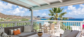 Villa Luz | Ocean View - Located in Tropical Lorient Beach with Private Pool