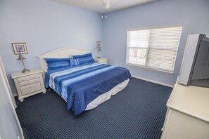 Room - Runaway Beach Condo (Kissimmee)