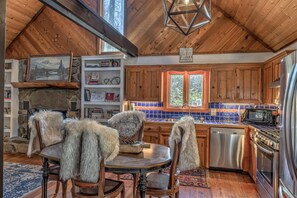 Dining - The Creek Retreat by Escape to Blue Ridge (Morganton)