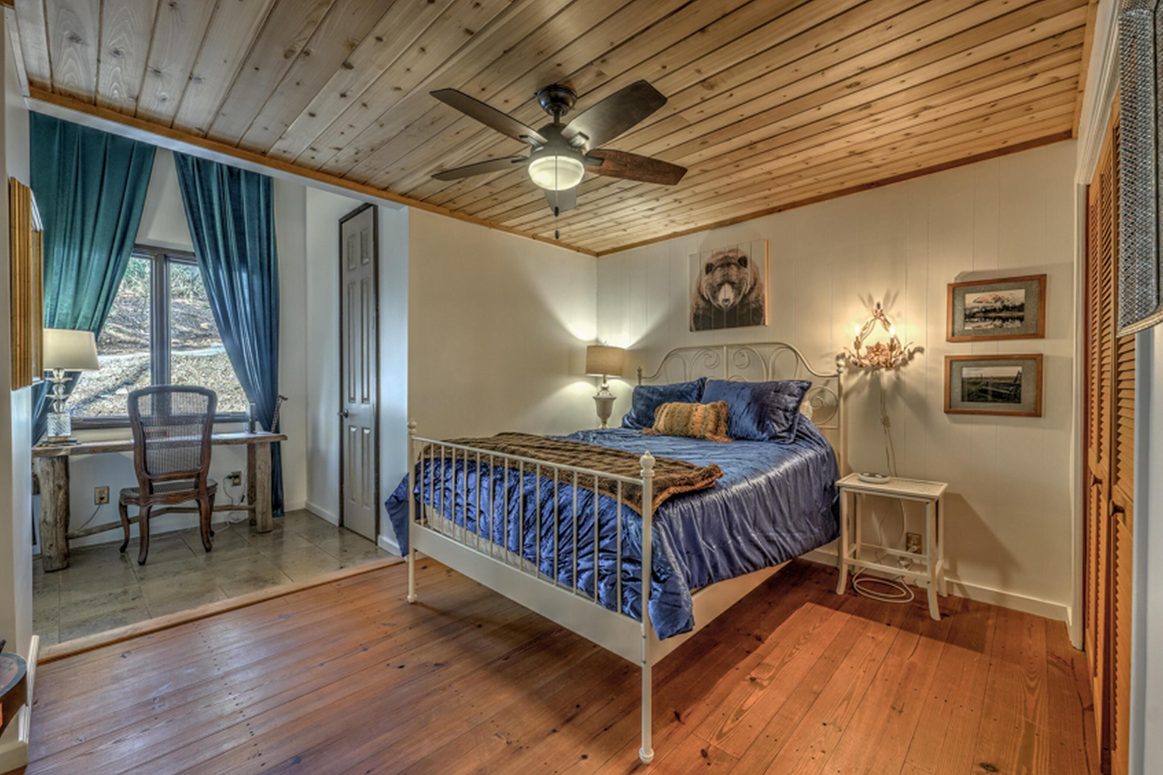 小屋, 3 間臥室 | 3 間臥室