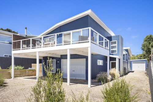 Bayview Retreat - A perfect spot for your next family beach holiday