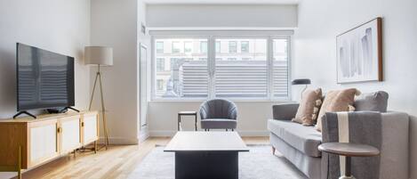 TV, stereo, offices