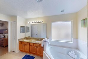 Bathroom - William's Lake Berkley Resort Home (Kissimmee)