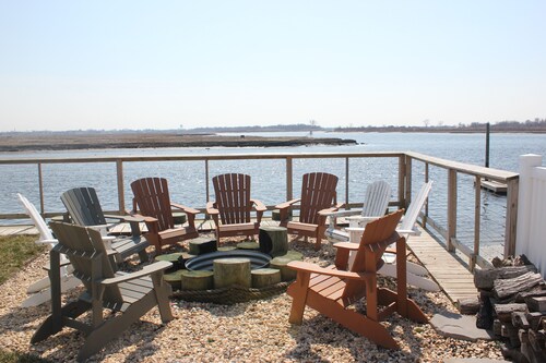 Spectacular Bay Front Home Phenomenal Views-Hot Tub,Water Trampoline,Water Toys