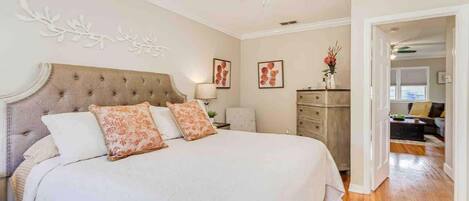 5 bedrooms, iron/ironing board, free WiFi, bed sheets