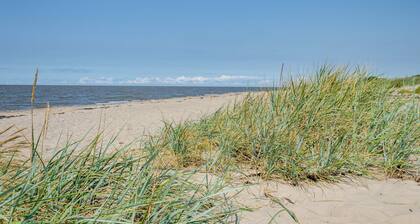 Vacation Home 'Segelboot' with Garden, BBQ & Wi-Fi