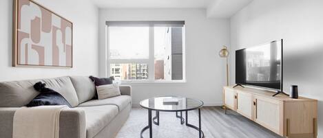 Fernseher, Stereoanlage