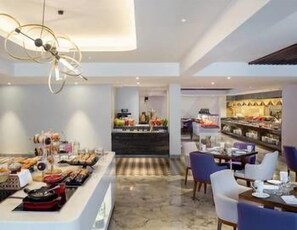 Dining - Le Méridien Goa, Calangute (Calangute)