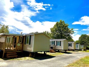 Exterior - Charming Mobile Home in Argelès-sur-Mer with Stunning Beach Views (Argelès-sur-Mer)
