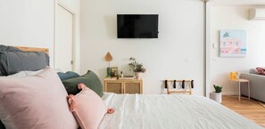 1 Schlafzimmer, Bügeleisen/Bügelbrett, Bettwäsche