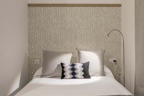 2 bedrooms, iron/ironing board