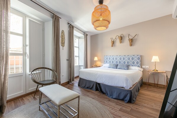 2 bedrooms, iron/ironing board, Internet - Mansión Blue Catedral Deluxe 1 (Sevilla)