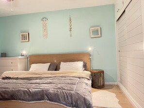 1 bedroom, iron/ironing board, travel cot, free WiFi