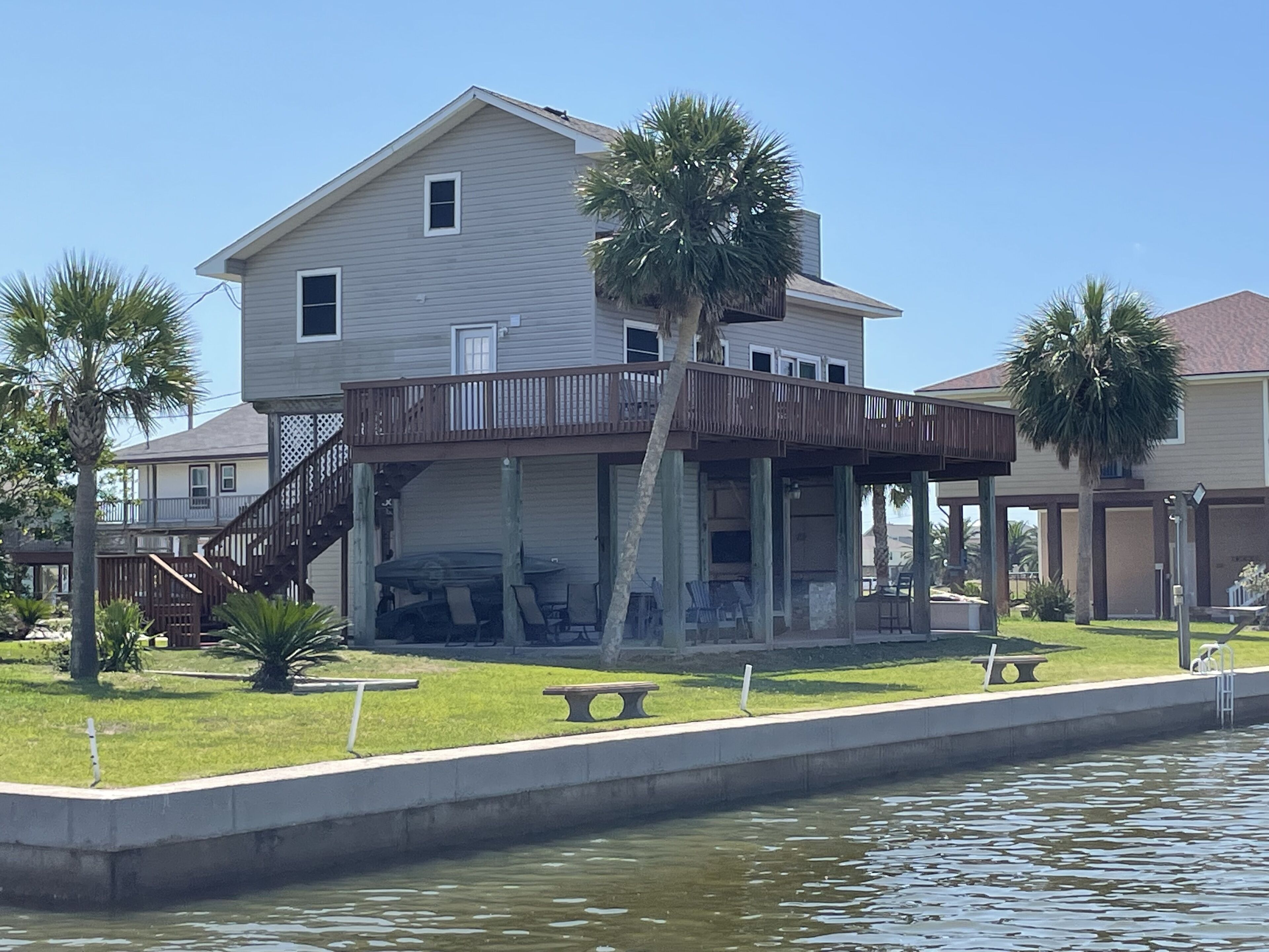 Updated Waterfront canal home with stunning views in Terramar