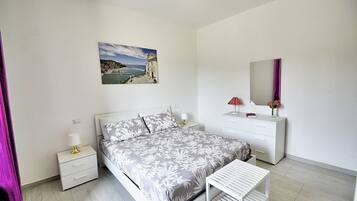 2 camere, ferro/asse da stiro, Wi-Fi gratuito, lenzuola