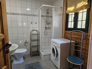 Unclassified image, 4 of 14, button - FH am Haff B, Germany (Altwarp)