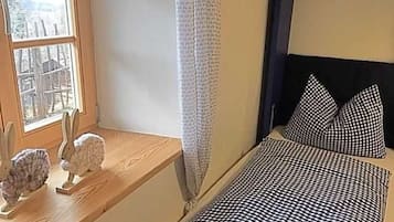 3 chambres, lit parapluie, Wi-Fi, draps fournis