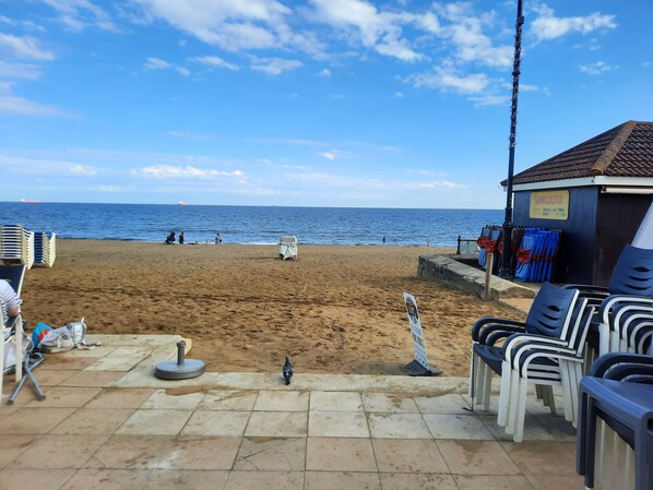 Beach nearby, sun loungers