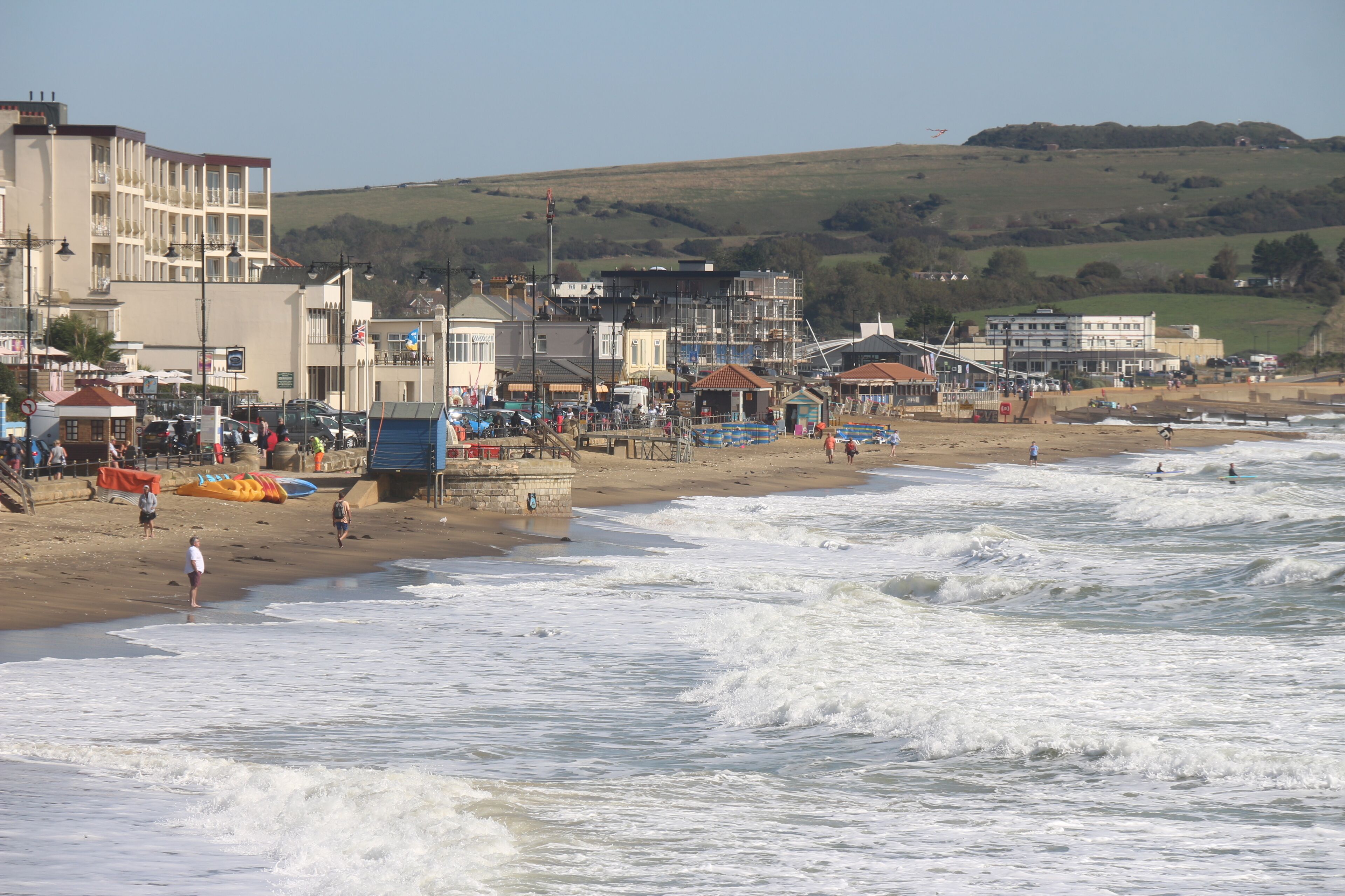 Beach nearby, sun loungers