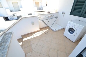 Property grounds - Holiday Home 'Trilo Torre dell'Orso 5 posti Pt33' near the Beach (Torre Dell'Orso)