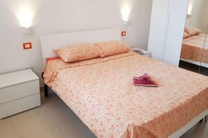 3 bedrooms - Holiday Home 'Trilo Torre dell'Orso 5 posti Pt33' near the Beach (Torre Dell'Orso)
