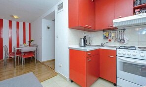 Apartamento (One bedroom apartment) | Cocina privada | Frigorífico