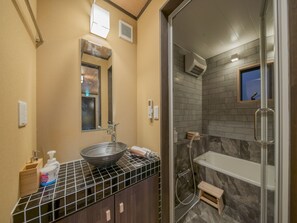 House, 1 Bedroom | Bathroom | Free toiletries, hair dryer, bidet, towels - Yadoya Matsugaya (Tokyo)