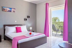 13 bedrooms, iron/ironing board, free WiFi, bed sheets - Brunswick Private Villa complex (Laganas, Zakynthos)