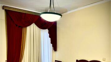 Deluxe-dobbeltværelse - 1 soveværelse - havudsigt | Egyptiske bomuldslagner, premium-sengetøj, minibar