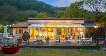 Yangpyeong Alice Pension