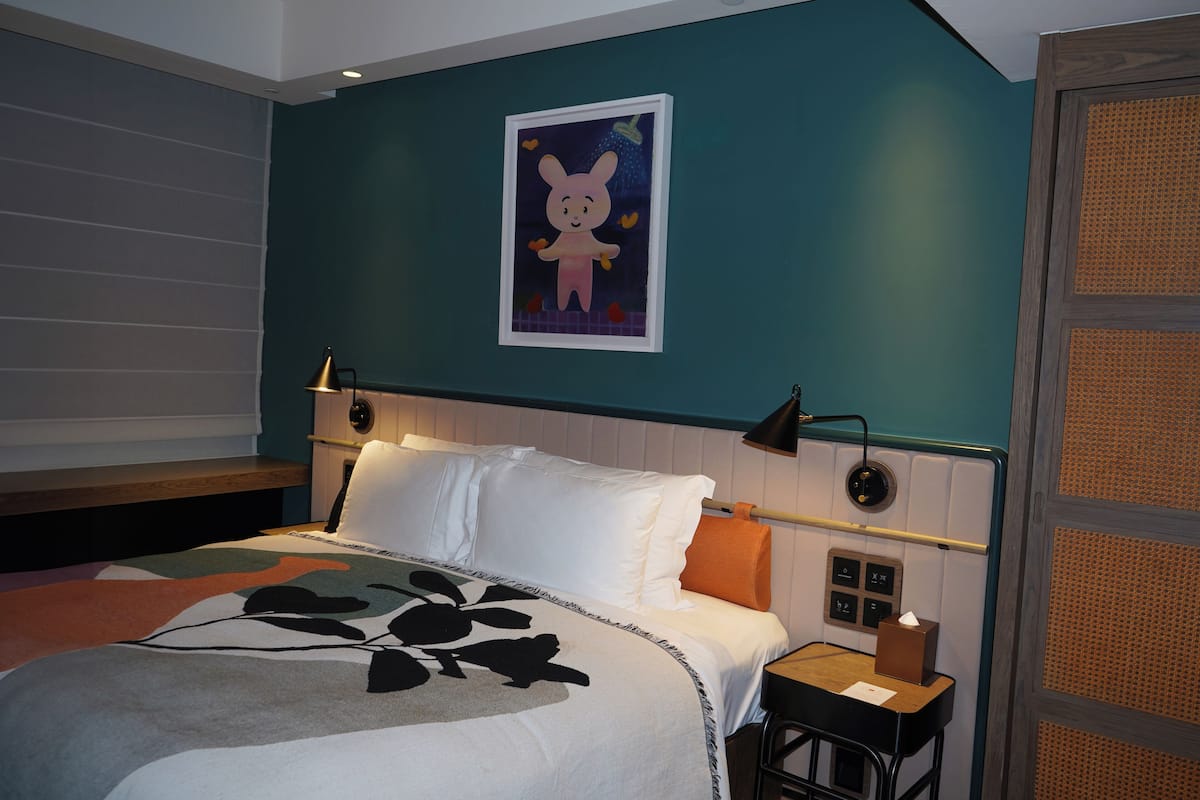1 habitación, edredón, minibar y caja de seguridad en la habitación