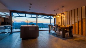 家庭别墅, 3 间卧室, 冰箱和微波炉, 山腰 (Villa Eva w/ Pool & Spa in Goriška) | 住宿内部