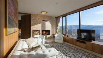 21-inch flat-screen TV with digital channels, TV, fireplace