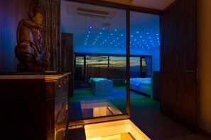 Villa Familiale, plusieurs chambres, cÎté montagne (Luxury Villa Eva Pool Whirlpool &) | Intérieur