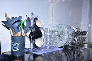 Apartment | Private kitchen | Fridge, microwave, oven, stovetop