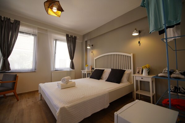 Deluxe Room | Premium bedding, minibar, iron/ironing board, free WiFi - Achilles Otel (Bozcaada)