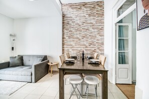 Dining - Lisbon Charming Apartment III (Lisboa)